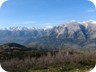 On the road from Ramice to the trailhead. On the right the peaks of the Lungares range.